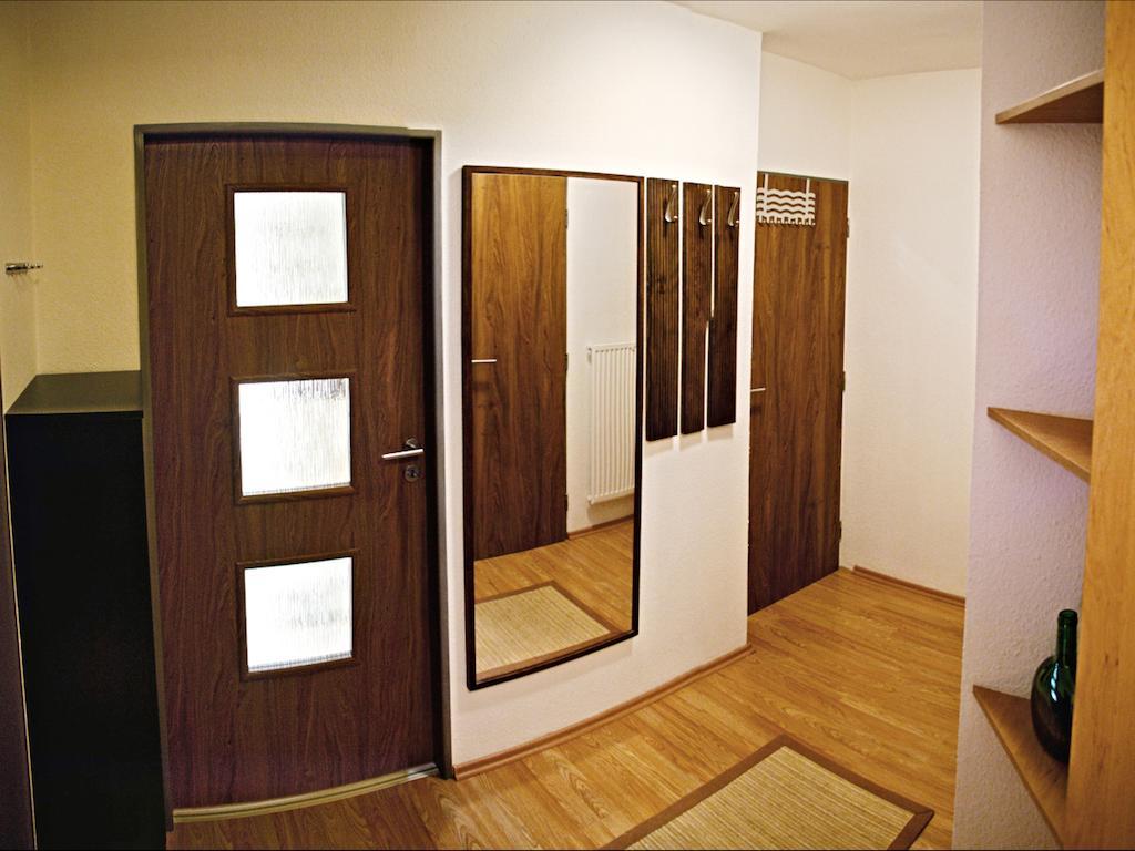 Apartment Pod Sychrovem Прага Номер фото
